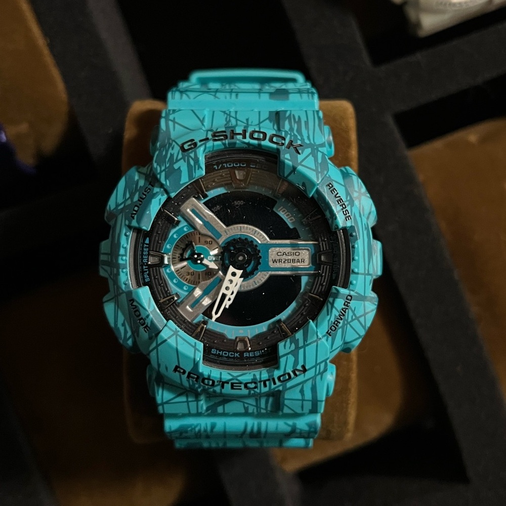 G shock digital watch